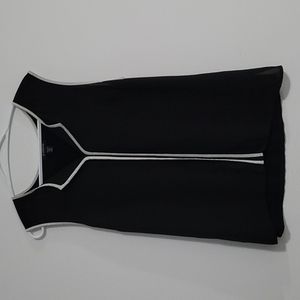 Beautiful Top Size M Le Chateau